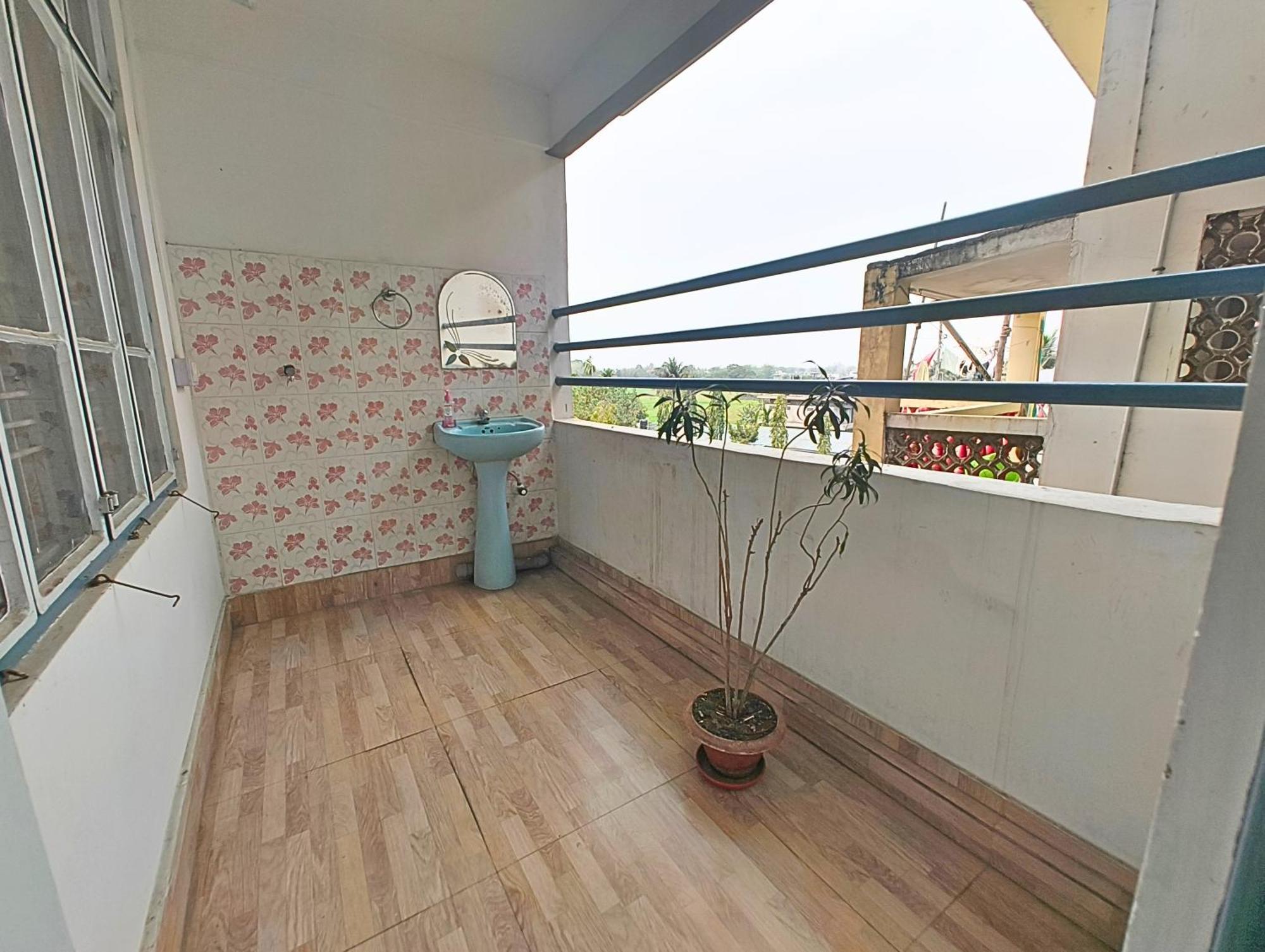 Taj Residency Holiday Homestay -Entire 1Bhk & 2Bhk Private Apartments -Call 767Ooo54Oo Jorhāt Eksteriør billede