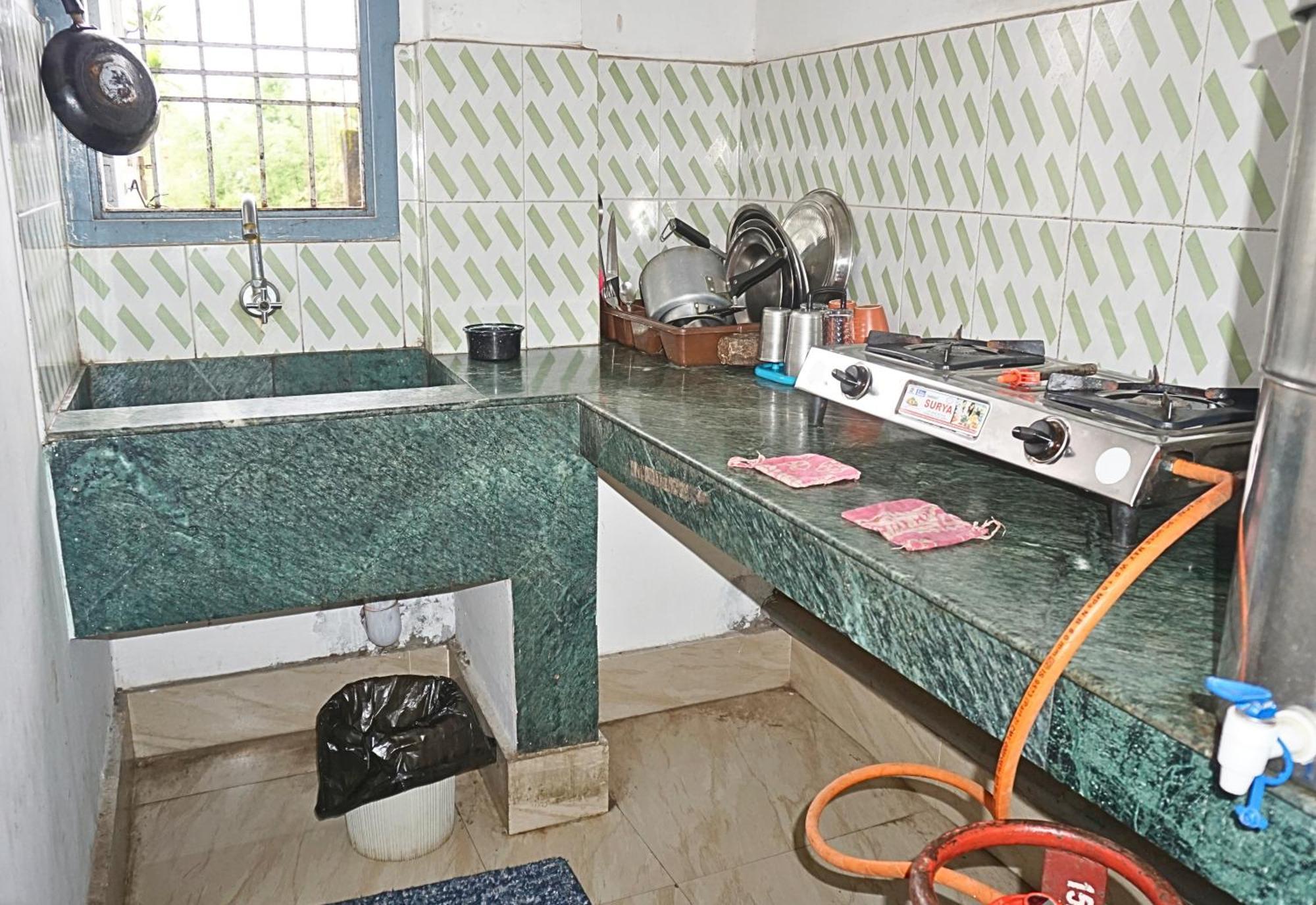 Taj Residency Holiday Homestay -Entire 1Bhk & 2Bhk Private Apartments -Call 767Ooo54Oo Jorhāt Eksteriør billede
